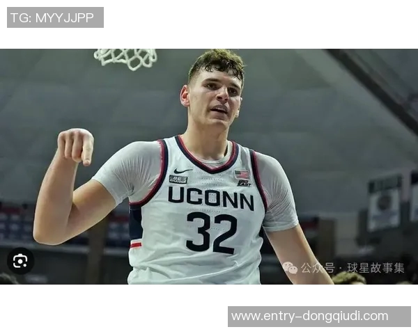 克林根近期状态火热五场三分命中率高达八成并贡献十一次助攻